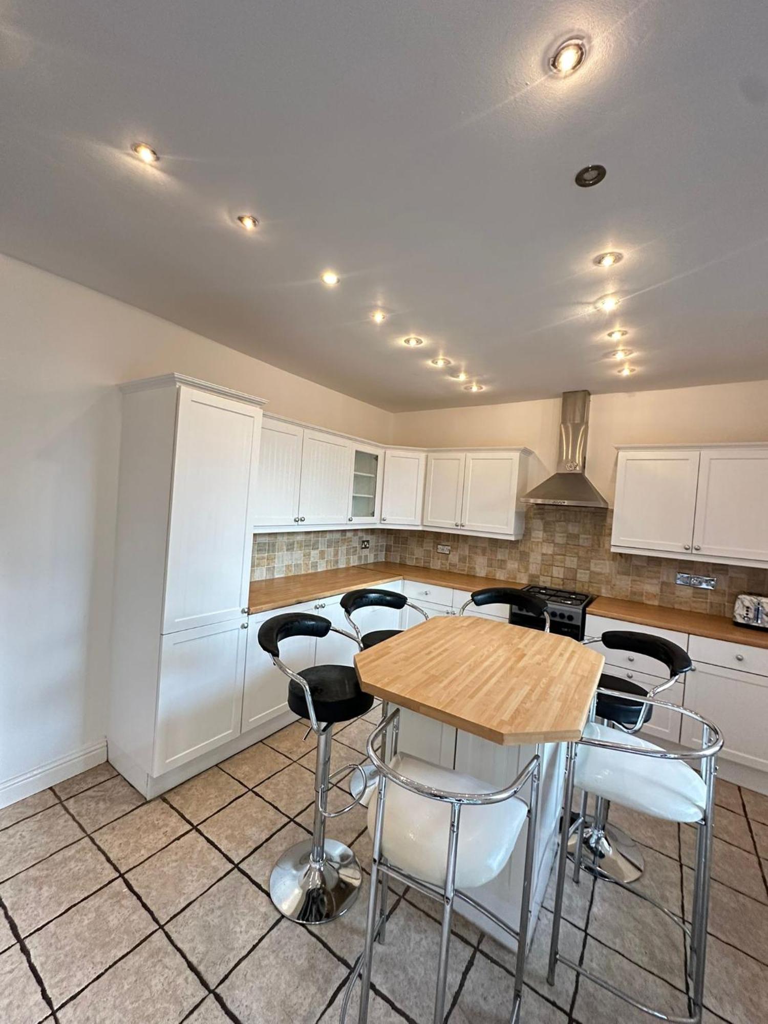 Abigail House Apartment Westhoughton Bagian luar foto