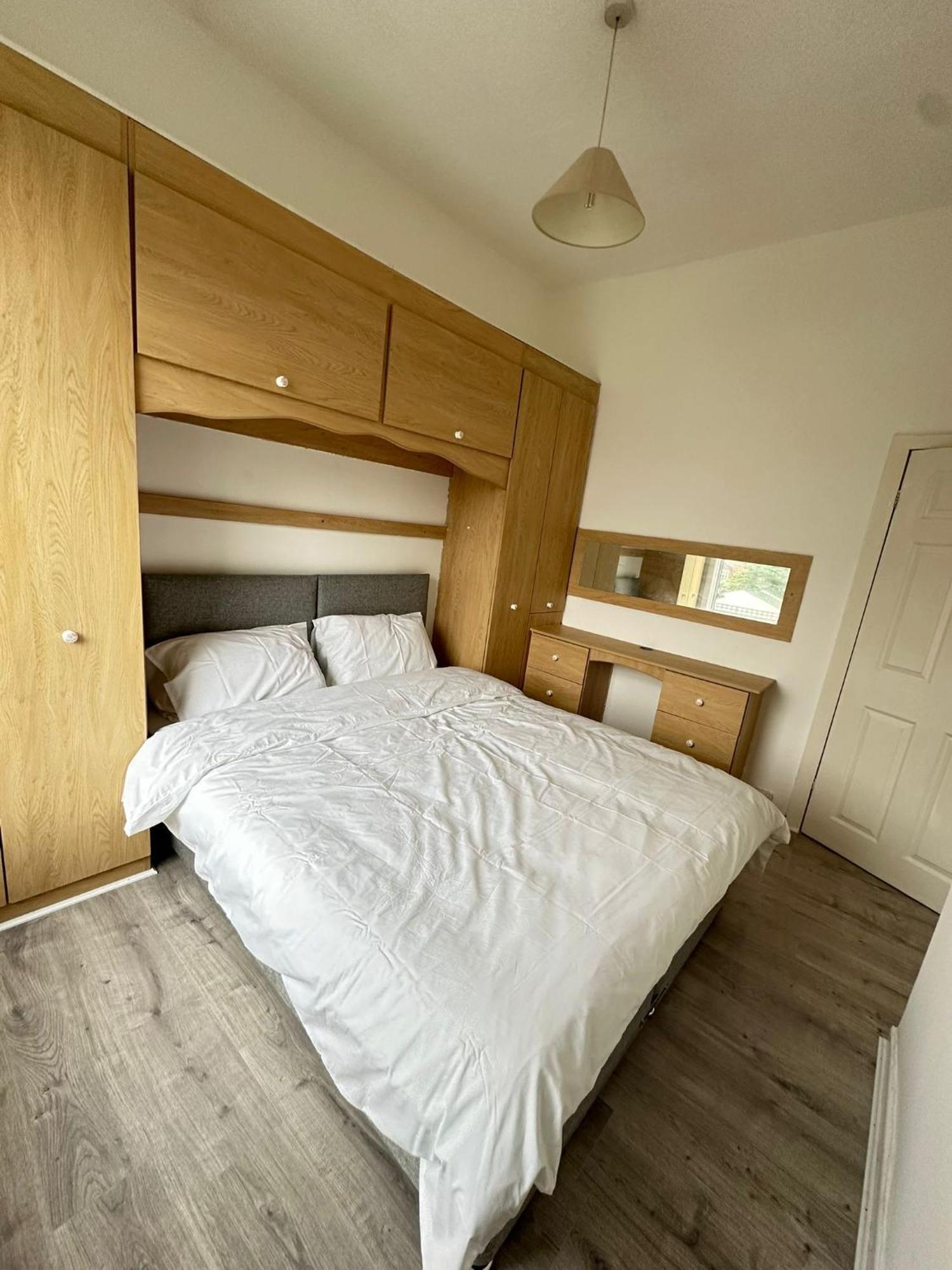 Abigail House Apartment Westhoughton Bagian luar foto